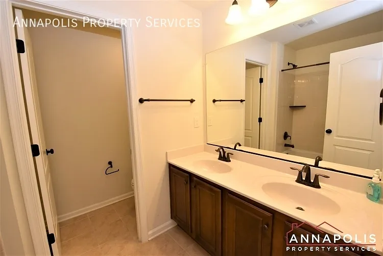 7946 Monrovia Dr — Photo 22