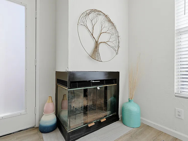 437 Norfolk Dr — Photo 23