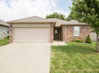 718 S Mahn Ave, Springfield, MO 65802