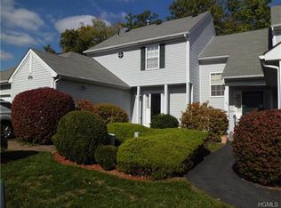 22 Woodbine Dr, Highland Mills, NY 10930