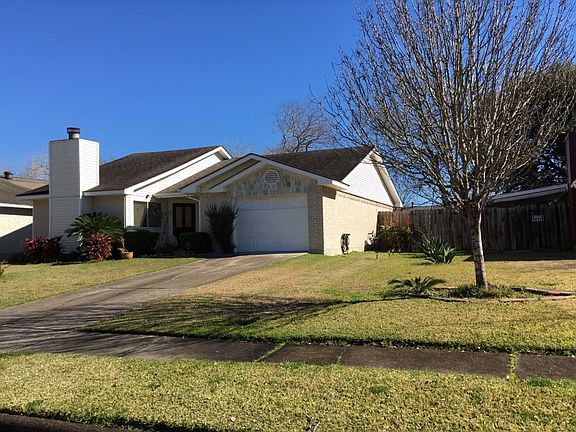 2nd image of 1414 Goswell Ln