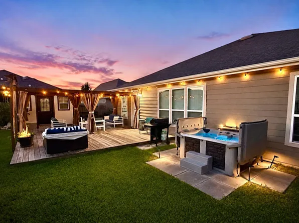 3502 Pentland Downs St, Pearland, TX 77584
