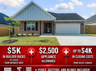 1814 Farmer St, Pea Ridge, AR 72751