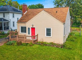 1121 Garland St, Green Bay, WI 54301