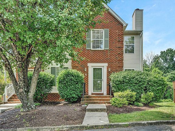 2nd image of 7241 Scarlet Oak Dr