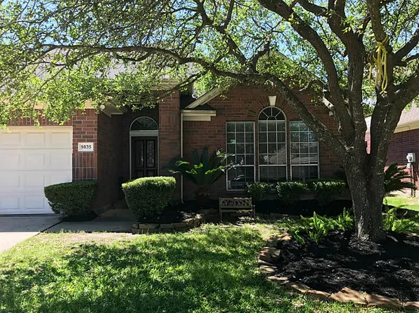 9835 Corral Corner Ln, Houston, TX 77064