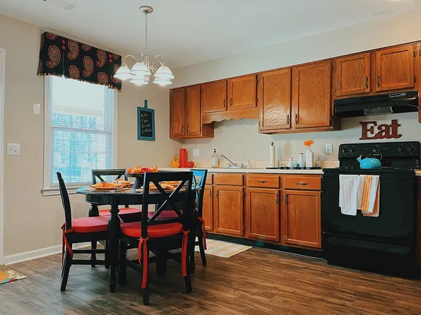Woodglen Apartments