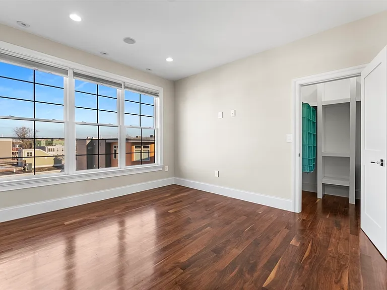 99 D St #PENTHOUSE — Photo 20