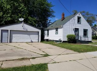 1502 Porter Ave, Beloit, WI 53511