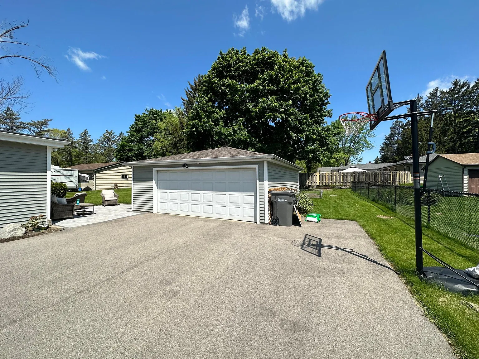 S70W18842 Gold Dr — Photo 3