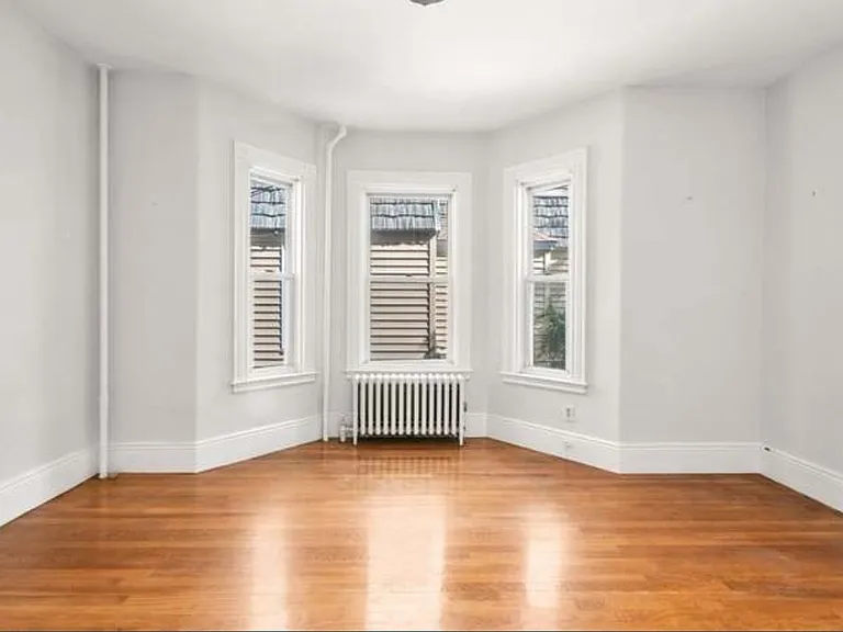 11 Dorset St #1 — Photo 5