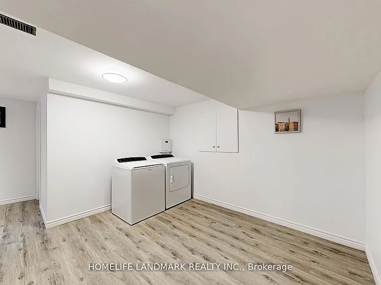 11 Uplands Ave #BASEMENT — Photo 17