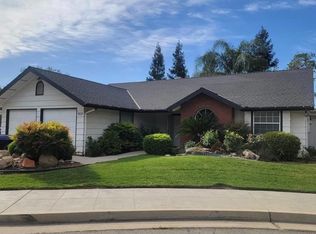 1033 E Everett Ave, Fresno, CA 93720