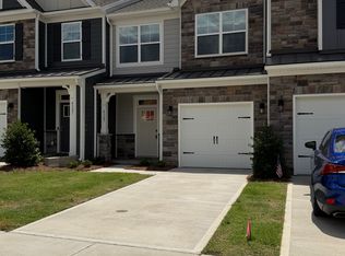 4327 Black Ct, Harrisburg, NC 28075