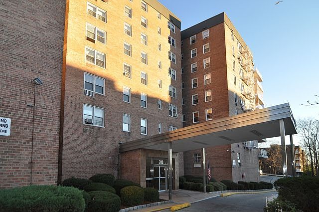 1st image of 300 Broadway APT 7H