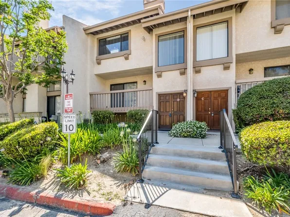 26005 Alizia Canyon Dr Unit D, Calabasas, CA 91302