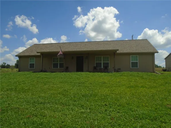 2898 Bluebird Rd, Lake Lafayette, MO 64076