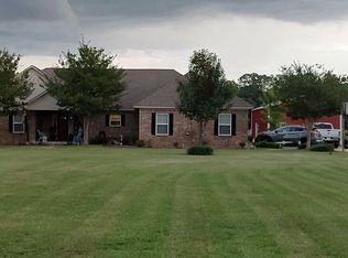 2514 Seed Tick Rd, Caledonia, MS 39740