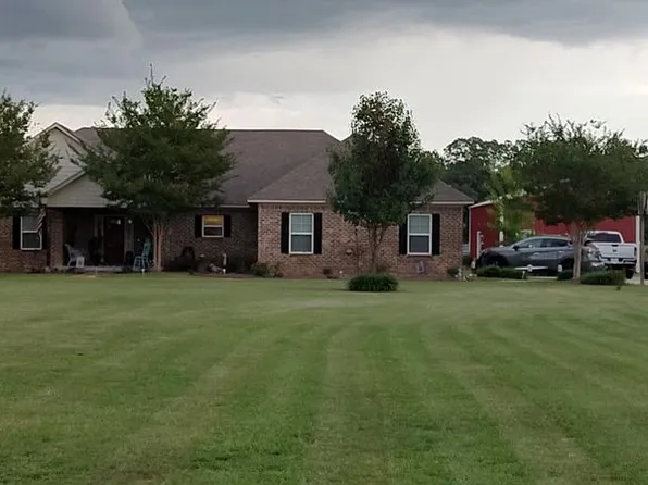 2514 Seed Tick Rd, Caledonia, MS 39740