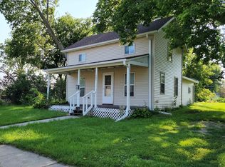 721 Elm St, Grinnell, IA 50112