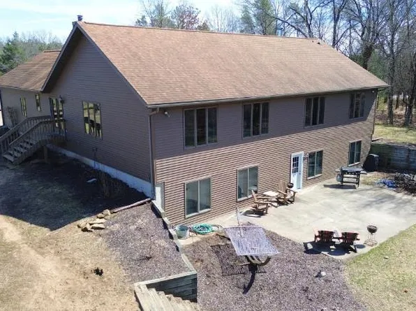 W4838 28th St, Necedah, WI 54646
