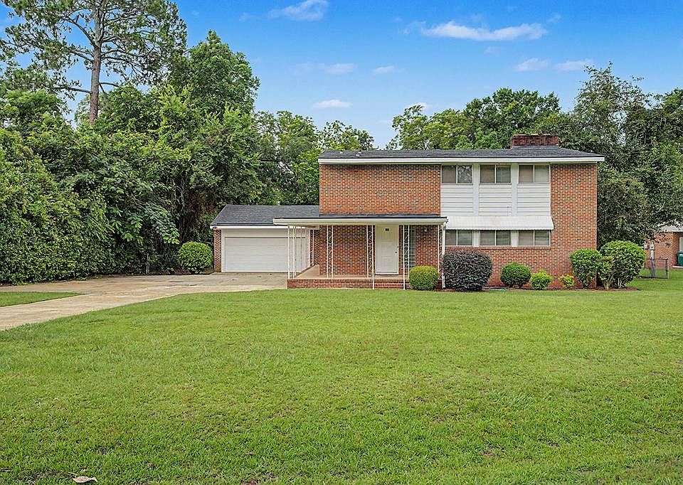 1st image of 135 Linden Rd