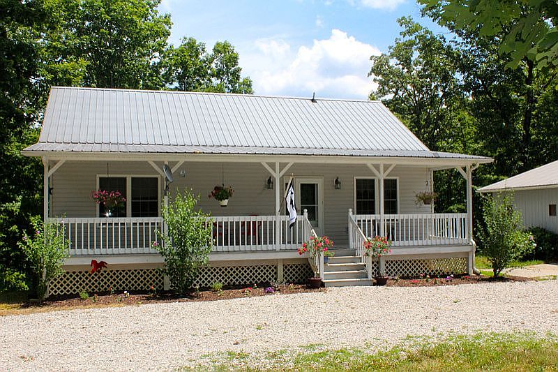 1st image of 839 Spruce Creek Dr