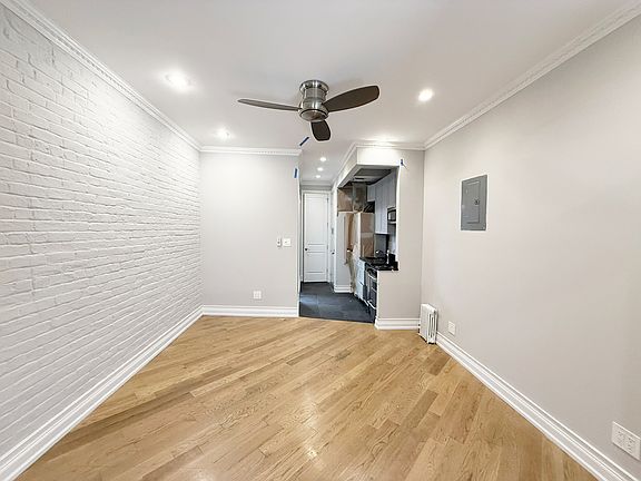 3rd image of 521 E 5th St APT 4D