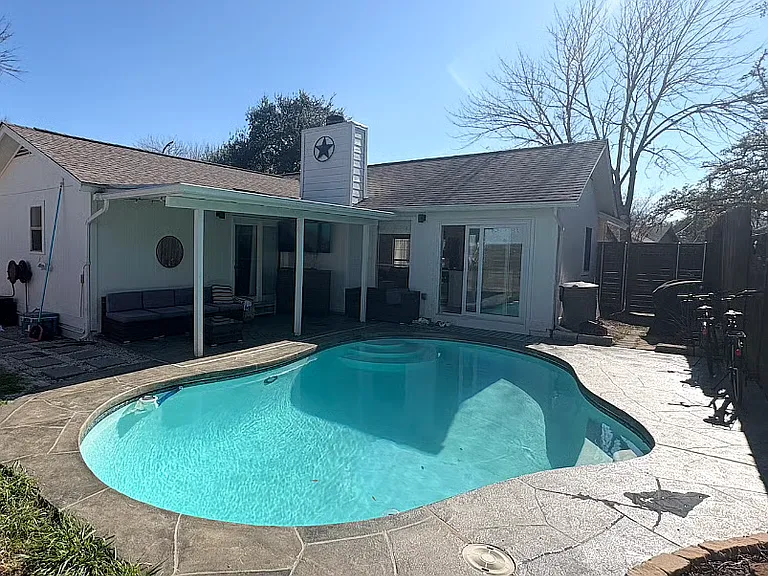 3106 Darnell Dr — Photo 1