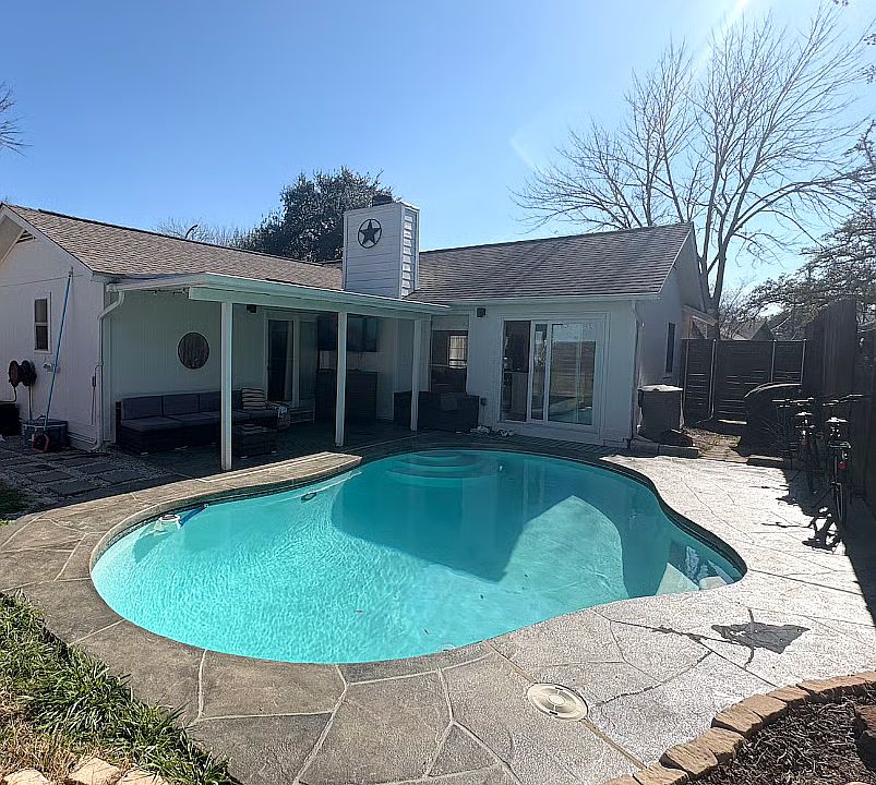 1st image of 3106 Darnell Dr