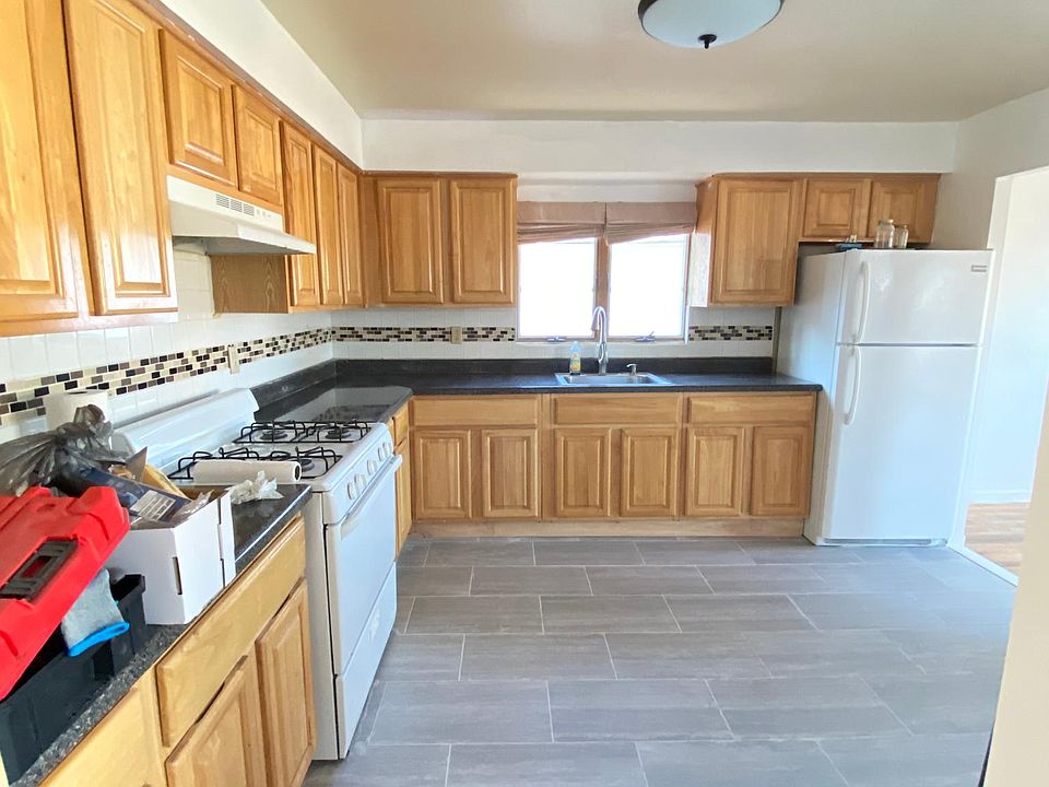 1st image of 2449 E 74th St Floor 1