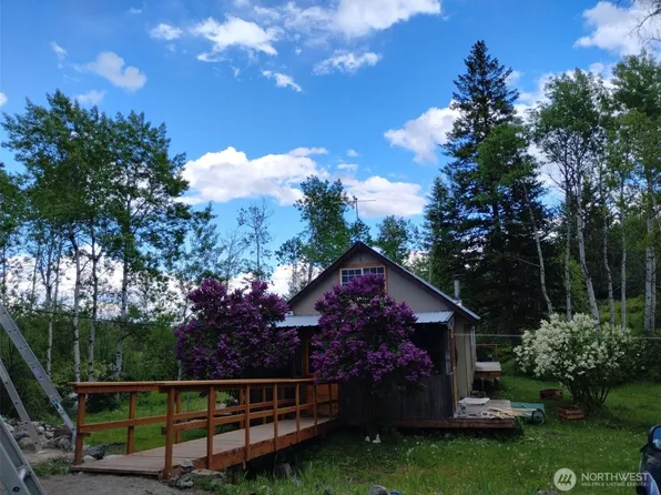 1066 A Ellemeham Mountain Road, Oroville, WA 98844