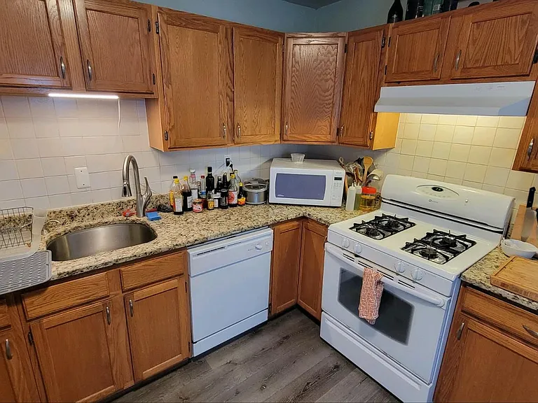 357 Highland Ave #2 — Photo 1