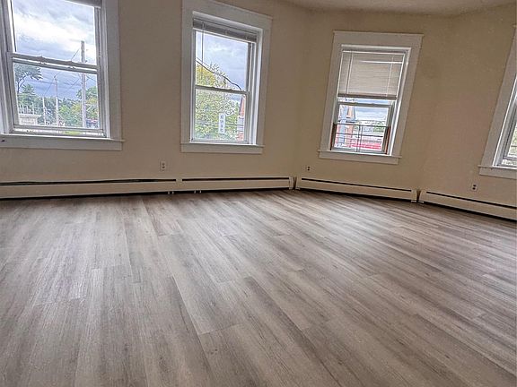 2nd image of 390 Main St #4
