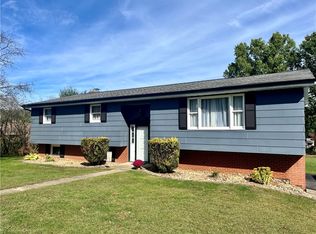 2673 Shelly Dr, Indiana, PA 15701
