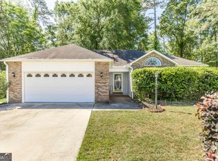 111 Englewood Ct, Bonaire, GA 31005