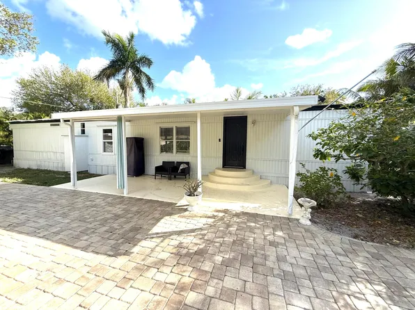 1117 SW Buckskin Trail, Stuart, FL 34997