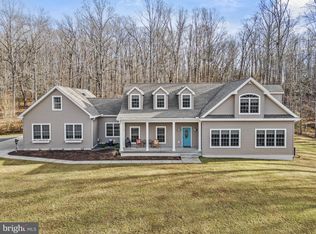8838 Wales Rd, Warrenton, VA 20186