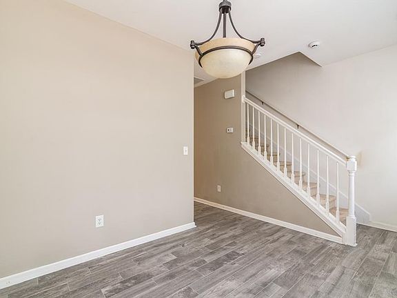 4th image of 3281 Hidden Cove Cir