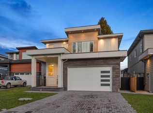 7464 115th St, Delta, BC V4C5M2