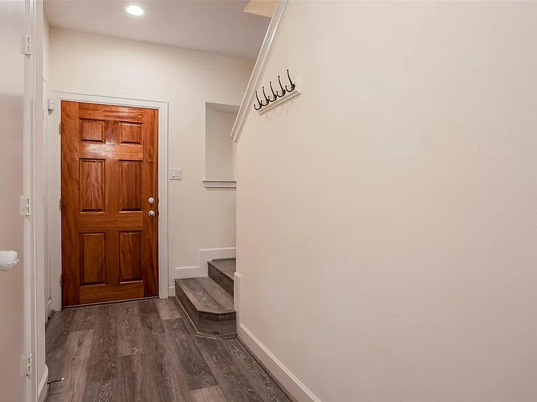 3704 Main Aspen Dr — Photo 4