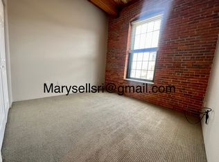 300 Front St APT 303, Pawtucket, RI 02860