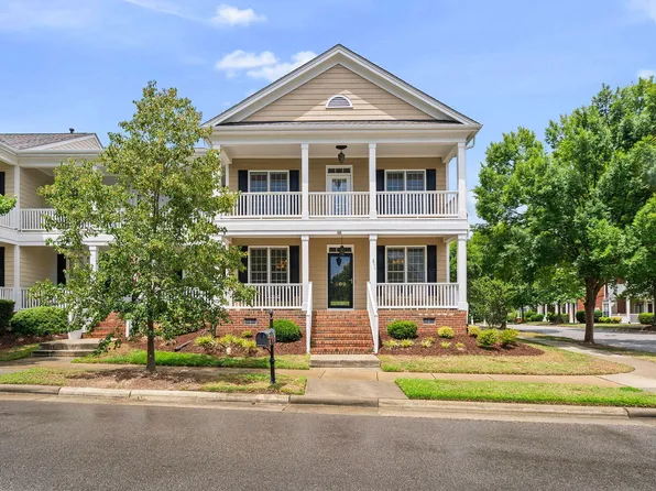 500 Franklin Manor Ln, Cary, NC 27519