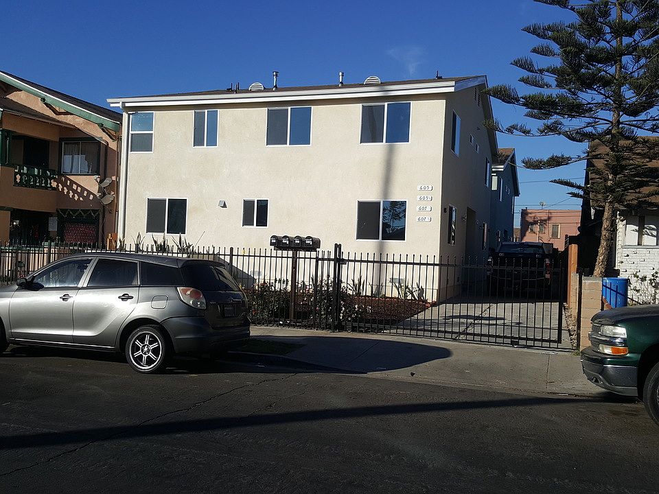1st image of 607 W 46th St