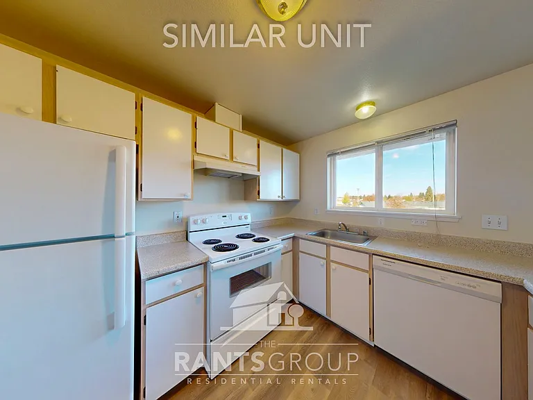 Yelm Creek Apartments — Photo 58