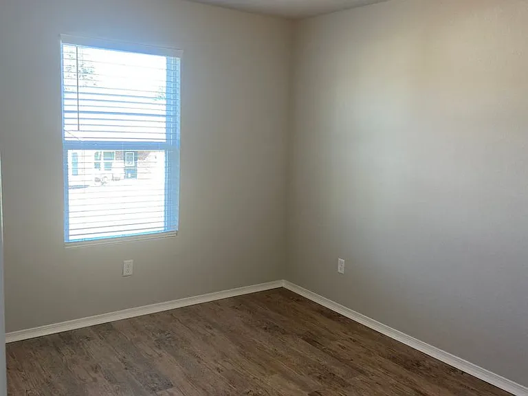 2612 Grand Ln — Photo 15