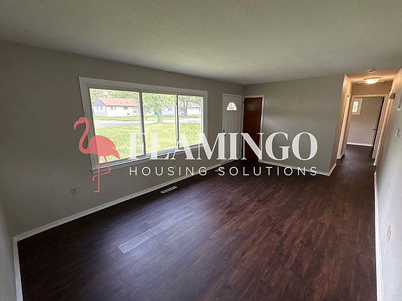 2nd image of 3944 Nicholas Rd