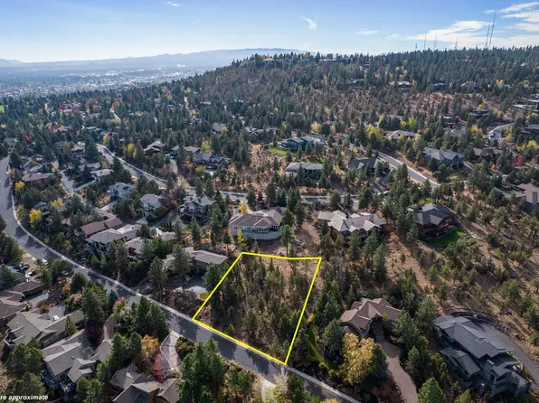 1327 NW Constellation Dr, Bend, OR 97703