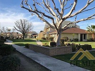 930 Olive Dr APT 12, Bakersfield, CA, 93308