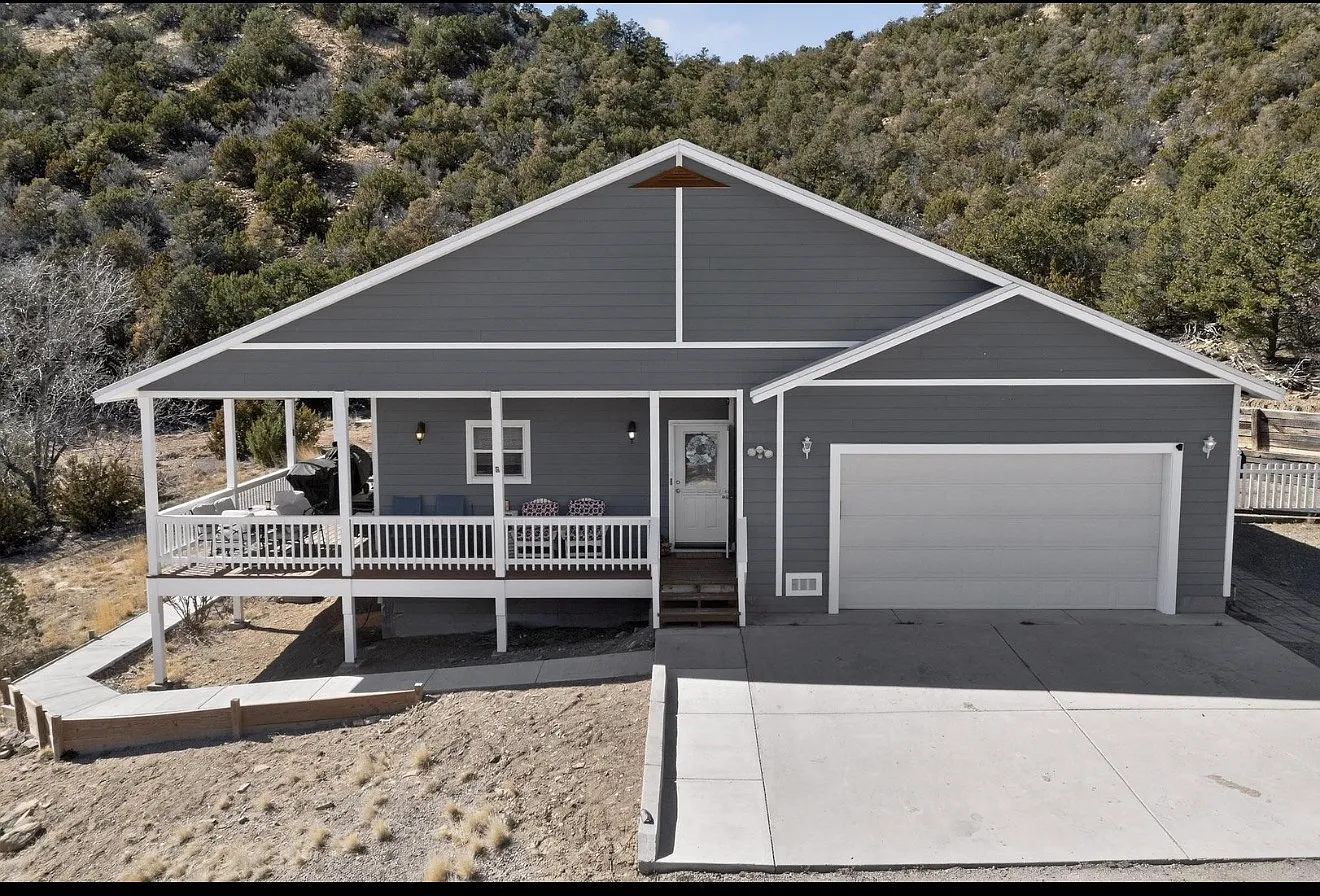 88 Rincon Loop Rd — Photo 2